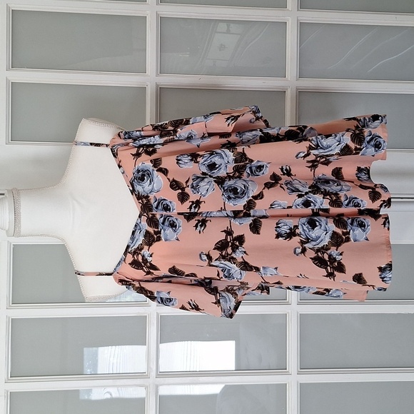 Blue Rain x Francesca's Cold Shoulder Floral Blouse - Picture 1 of 13